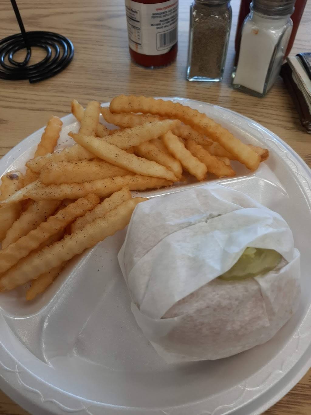 Bama Barbecue & Grill | restaurant | 3076 McFarland Blvd #14, Northport, AL 35476, USA | 2053339816 OR +1 205-333-9816