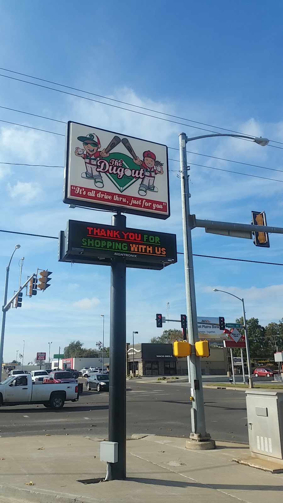 The Dugout C Store | restaurant | 1032 W 3rd St, Elk City, OK 73644, USA | 5802252005 OR +1 580-225-2005