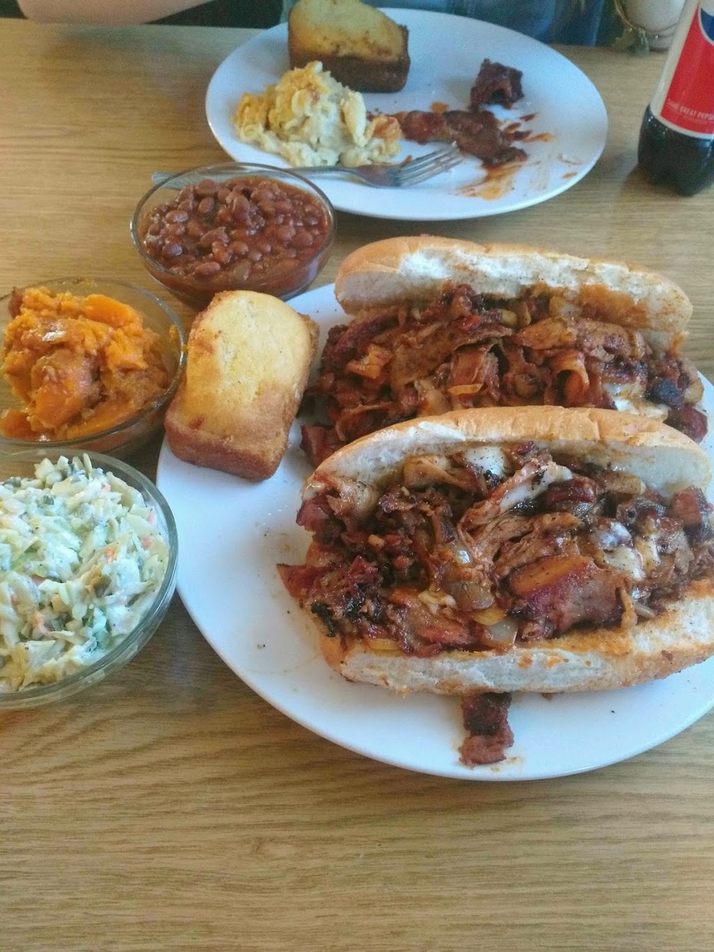 Big Belly Kellys | restaurant | 262 CT-163, Montville, CT 06353, USA | 8603265633 OR +1 860-326-5633