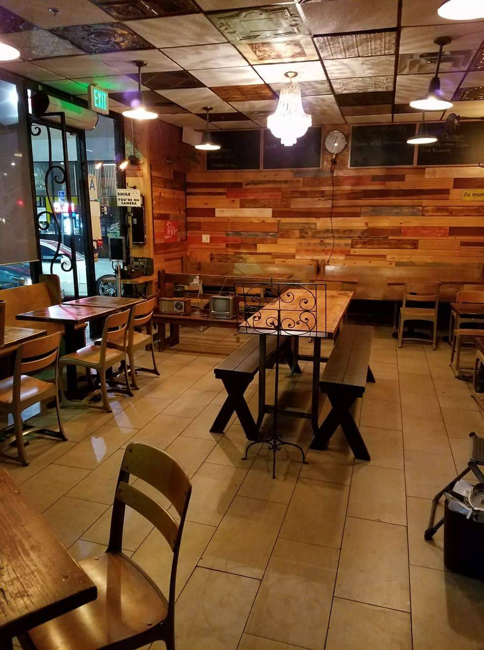 Its Pho | restaurant | 1821 N Cahuenga Blvd, Los Angeles, CA 90028, USA | 3233807998 OR +1 323-380-7998