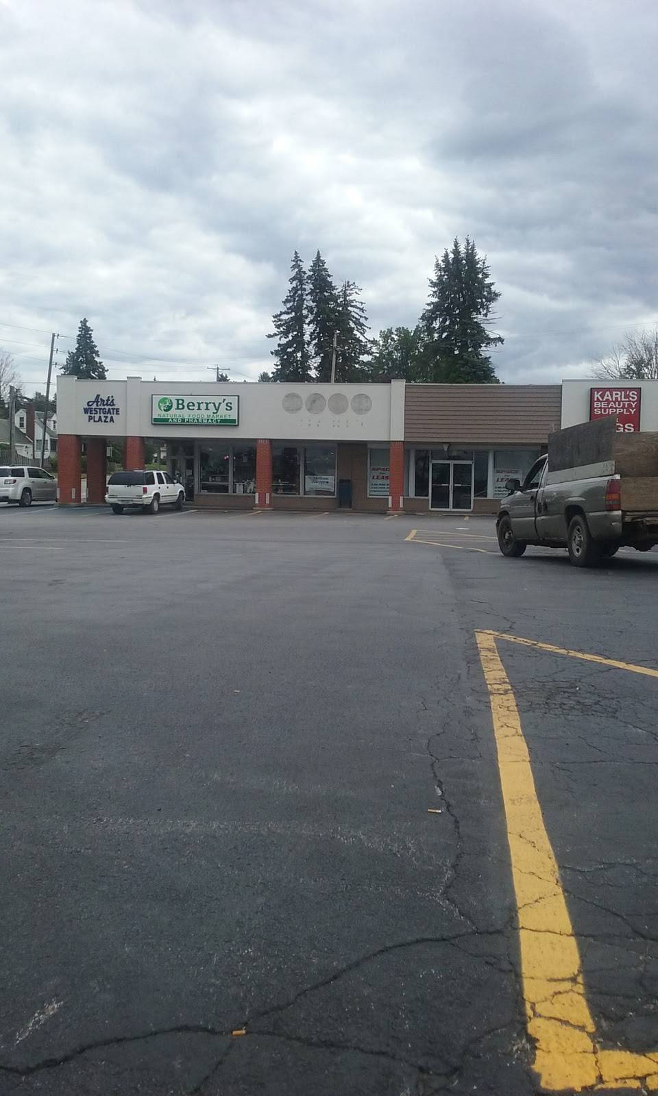 Berrys Natural Food Market | cafe | 4405 Mahoning Ave, Youngstown, OH 44515, USA | 3309531647 OR +1 330-953-1647