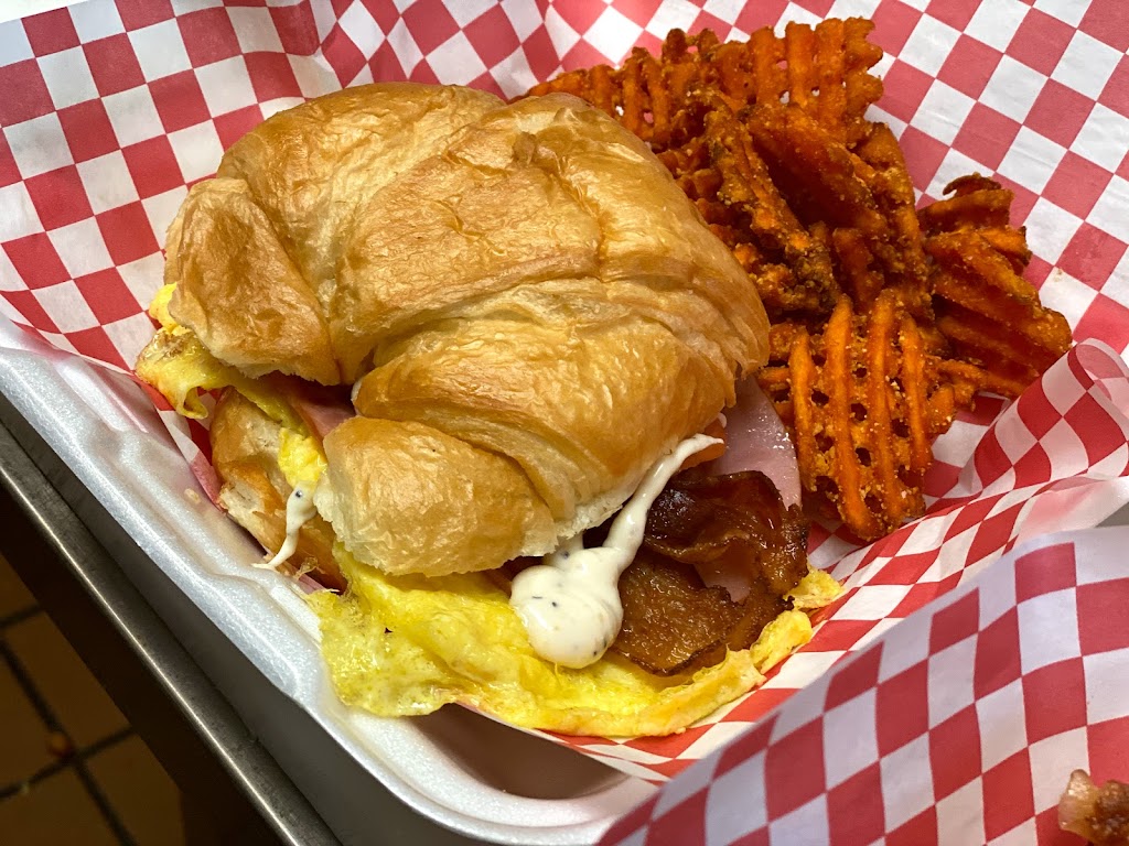 Barrio Fries Mexican Grill | restaurant | 609 N Riverside Dr, Española, NM 87532, USA | 5057536709 OR +1 505-753-6709