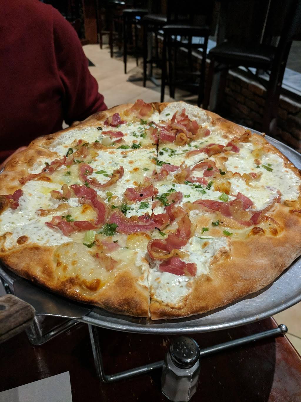 Massas Pizzeria | restaurant | 80 Gerard St, Huntington, NY 11743, USA | 6319233473 OR +1 631-923-3473