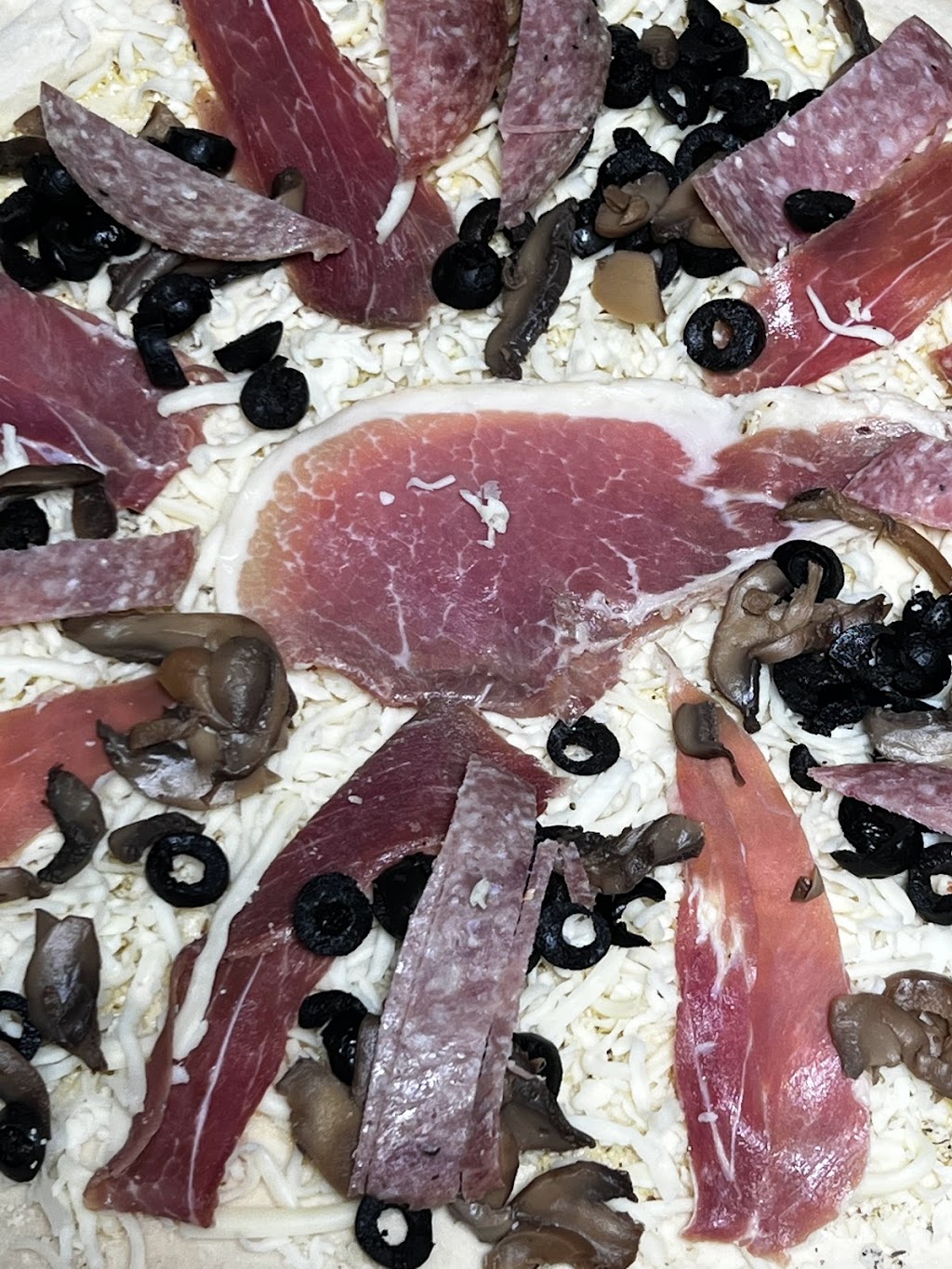 Val’s Newyork Pizza | restaurant | 602 W Atlantic St, Emporia, VA 23847, USA | 4346344222 OR +1 434-634-4222