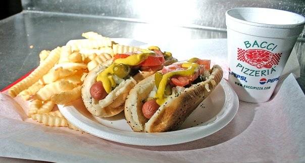 Bacci Pizzeria | meal delivery | 4235, 2301 W Taylor St, Chicago, IL 60612, USA | 3124559000 OR +1 312-455-9000