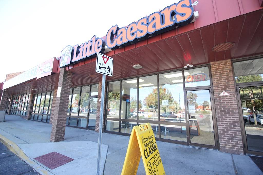 Little Caesars Pizza | meal takeaway | 542 Berlin - Cross Keys Rd Suite 10, Sicklerville, NJ 08081, USA | 8563181528 OR +1 856-318-1528