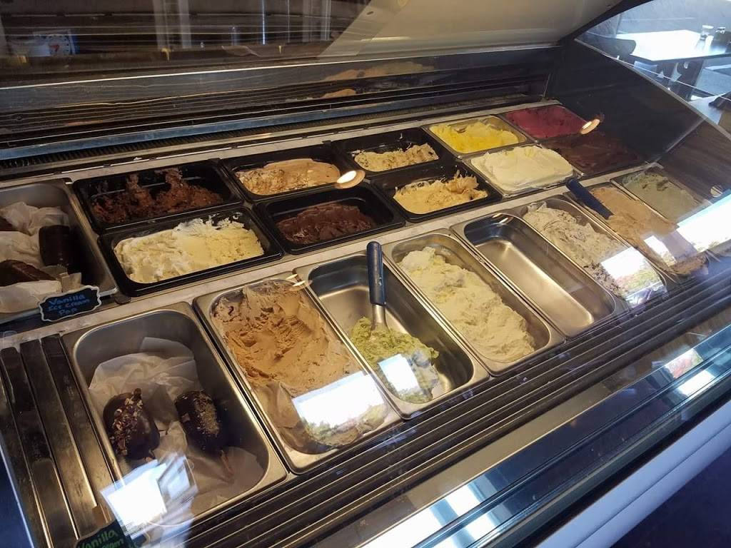 Reverie Kitchen | restaurant | 935 W Main St Suite #7, Branford, CT 06405, USA | 4753381481 OR +1 475-338-1481