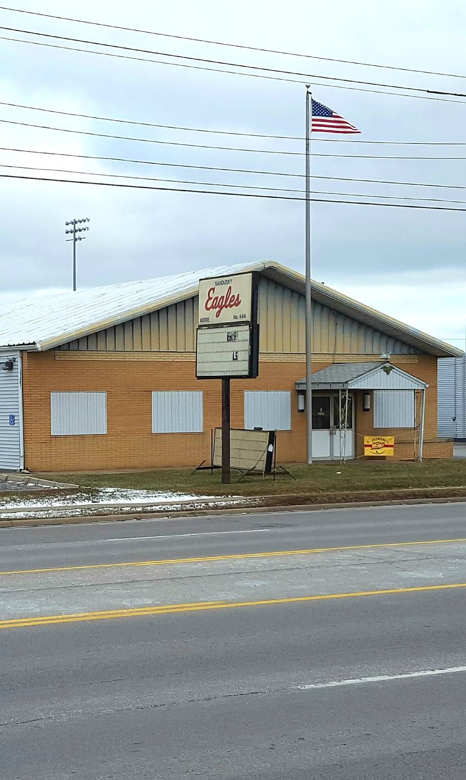 Fraternal Order of Eagles | restaurant | 1235 W Perkins Ave, Sandusky, OH 44870, USA | 4196258911 OR +1 419-625-8911