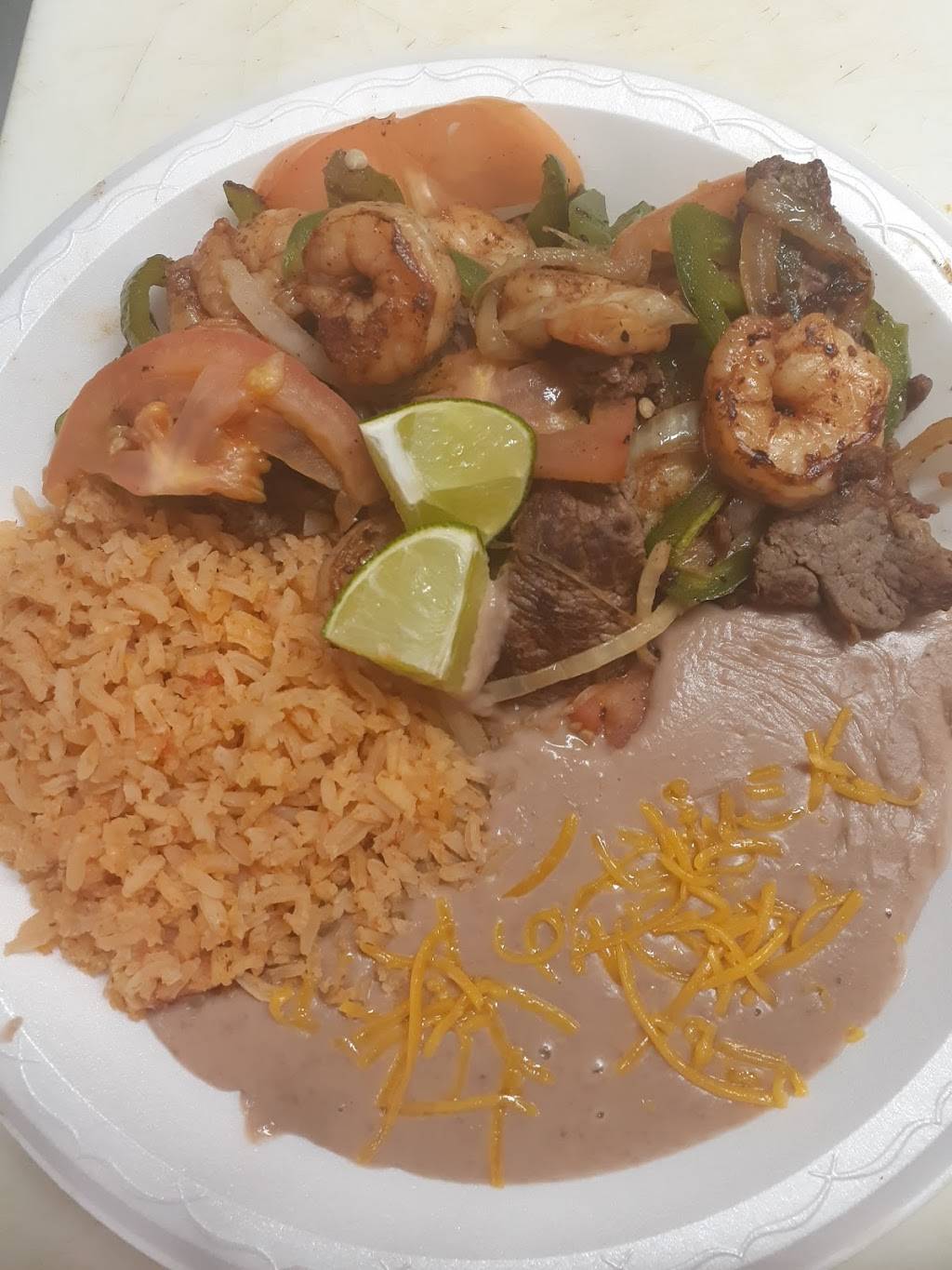 Floribertos Méxican Food | restaurant | 8732 State St, Sandy, UT 84070, USA | 8015662985 OR +1 801-566-2985