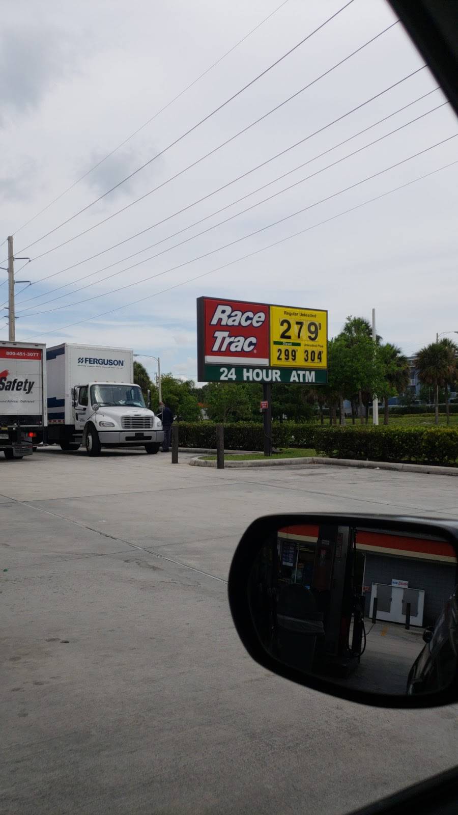 RaceTrac | bakery | 1410 W, 2328, FL-84, Fort Lauderdale, FL 33315, USA | 9547680201 OR +1 954-768-0201