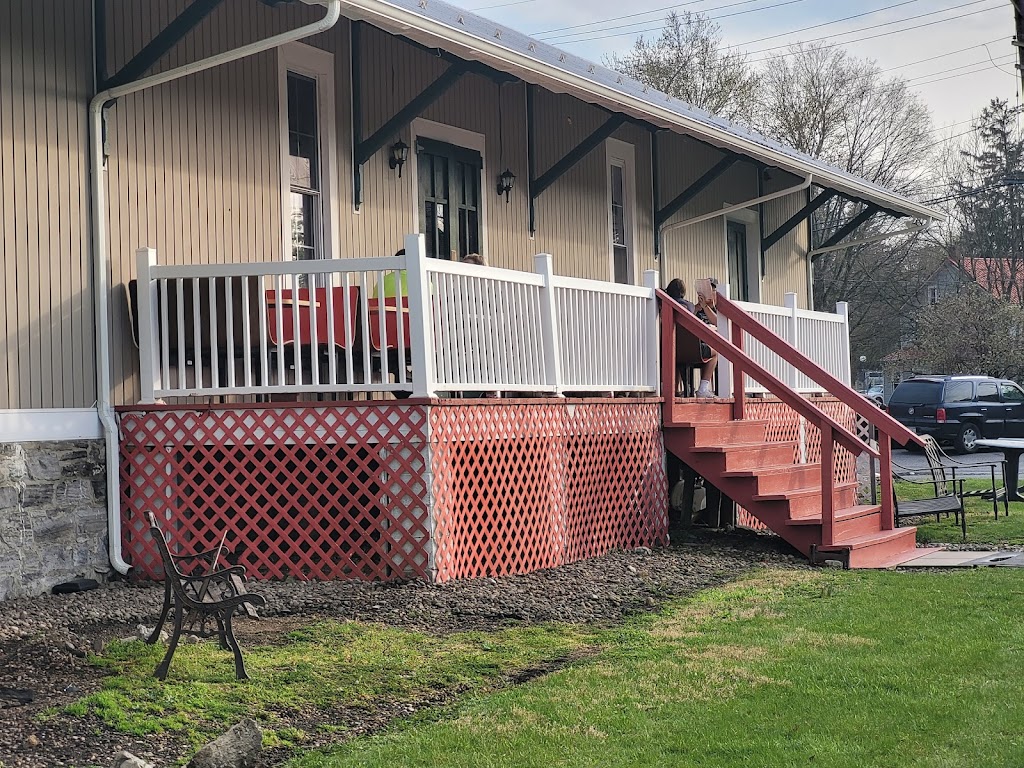 Compadres | restaurant | 66 Church St, Mercersburg, PA 17236, USA | 7174980561 OR +1 717-498-0561