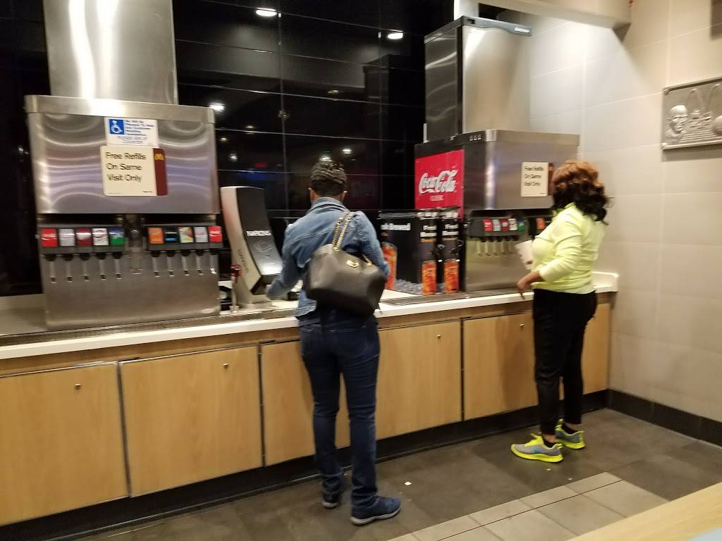 McDonalds | cafe | 1512 Goodman Rd, Horn Lake, MS 38637, USA | 6623421196 OR +1 662-342-1196