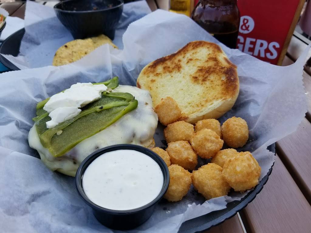 Whiskey River Ankeny | restaurant | 1350 SW Vintage Pkwy, Ankeny, IA 50023, USA | 5152645502 OR +1 515-264-5502