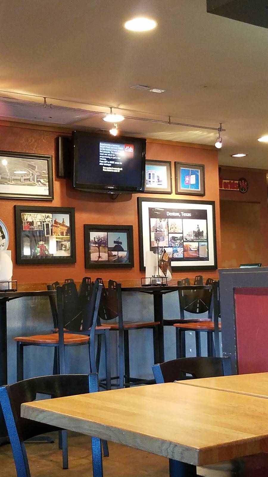 Pizza Hut | meal takeaway | 1600 Teasley Ln, Denton, TX 76205, USA | 9403875544 OR +1 940-387-5544