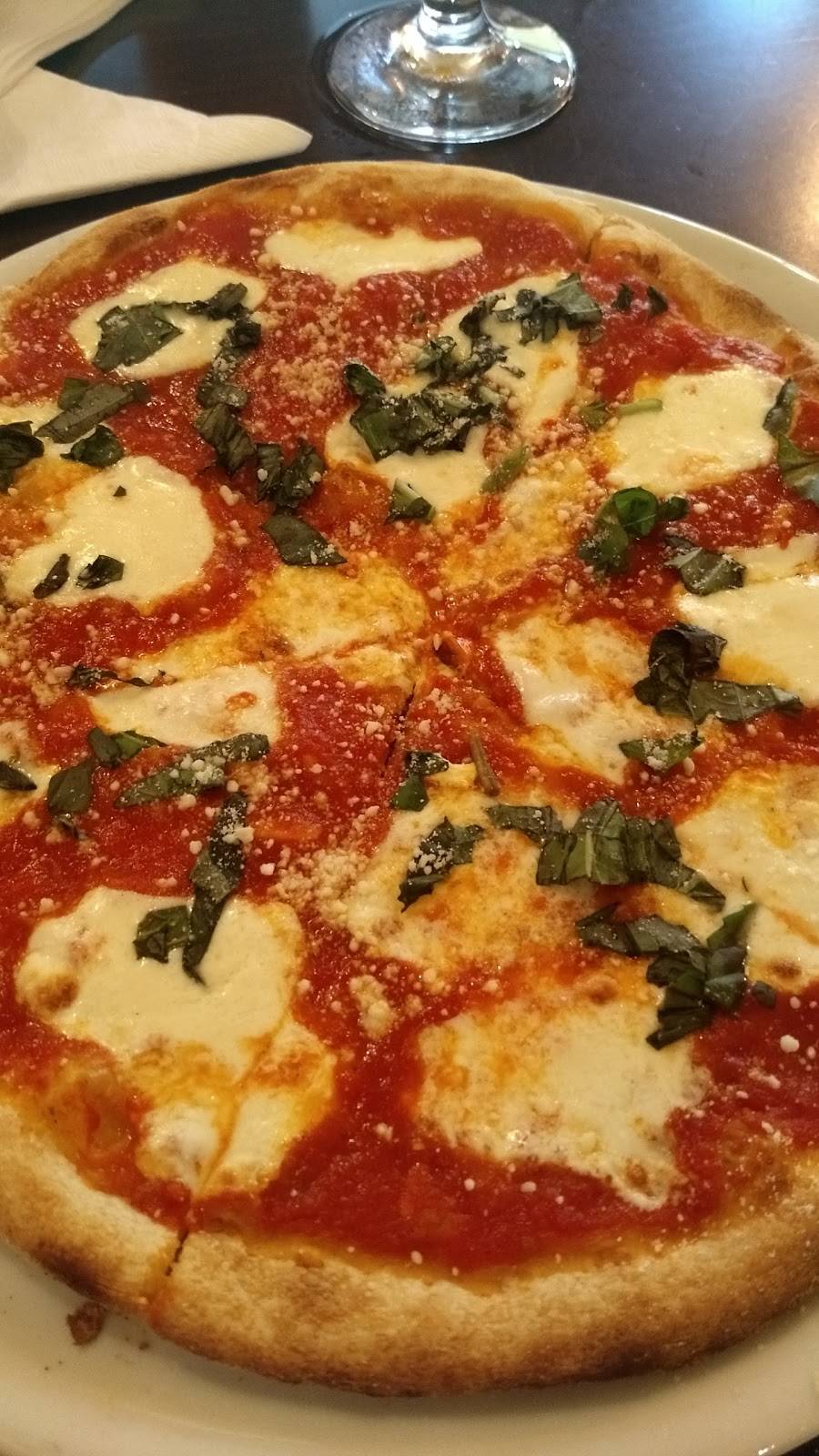 Antoninos Wood Fired Pizza | restaurant | 275 S Charles Richard Beall Blvd, DeBary, FL 32713, USA | 3866682182 OR +1 386-668-2182