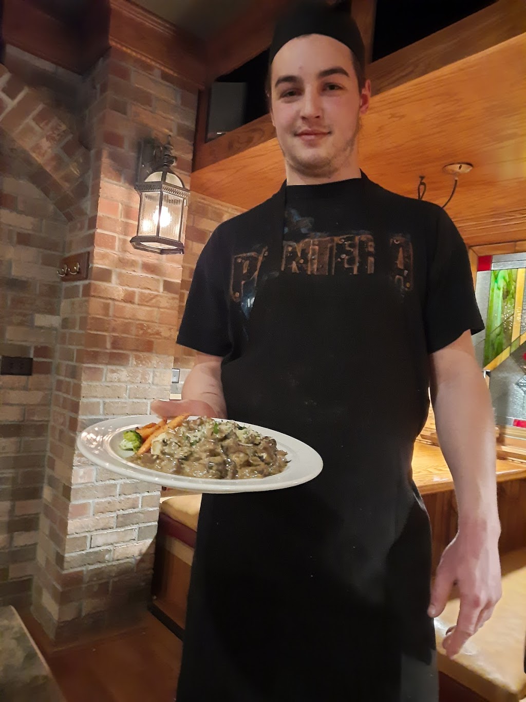 Wilson Creek Inn | restaurant | 932 N Broadway St #1514, Menomonie, WI 54751, USA | 7152356124 OR +1 715-235-6124