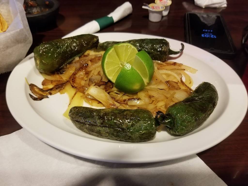 El Nopal | restaurant | 1041 Zorn Ave, Louisville, KY 40207, USA | 5028975541 OR +1 502-897-5541