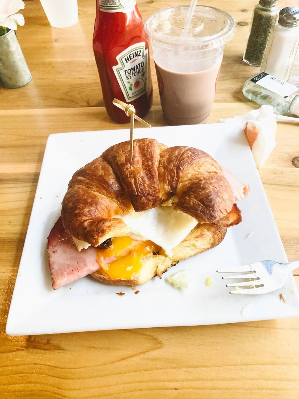 BLTs - Breakfast Lunch and Tacos | restaurant | 626 N 6th St, St. Louis, MO 63101, USA | 3149258505 OR +1 314-925-8505