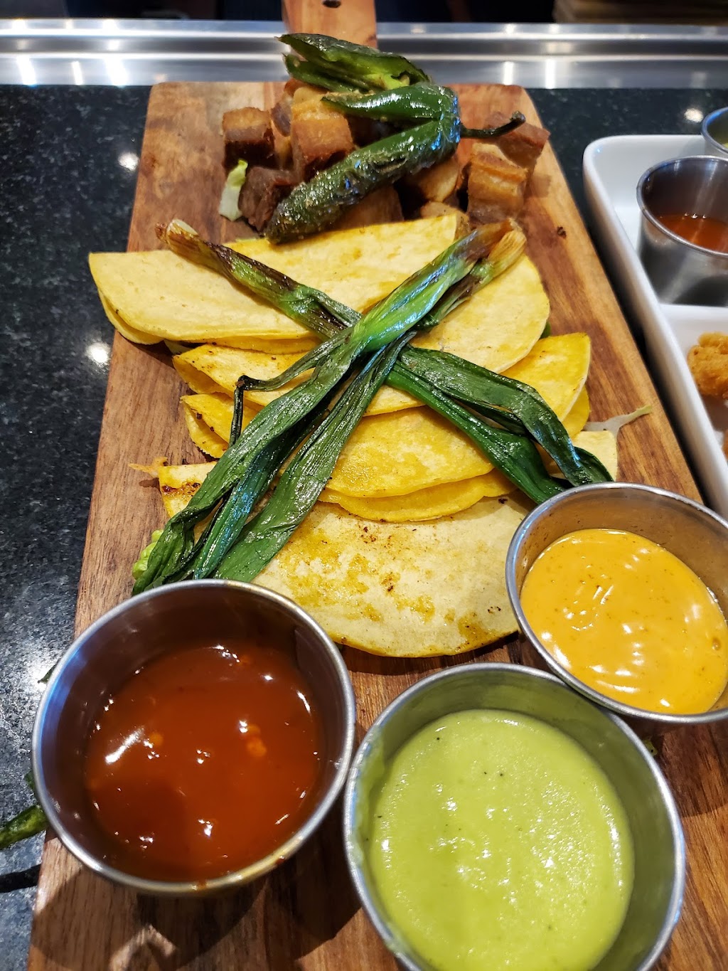 West Coast Kitchen and Tap House | restaurant | 2050-B Westminster Mall, Westminster, CA 92683, USA | 6575522021 OR +1 657-552-2021