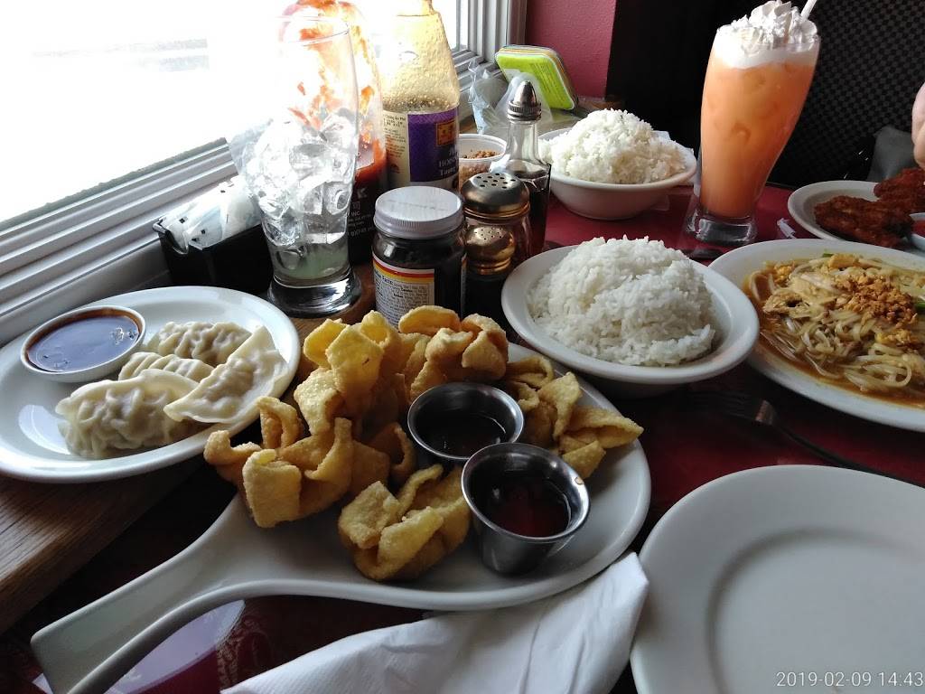 Sawadee Thai Restaurant | restaurant | 1720 Merrill Ave, Wausau, WI 54401, USA | 7156751890 OR +1 715-675-1890