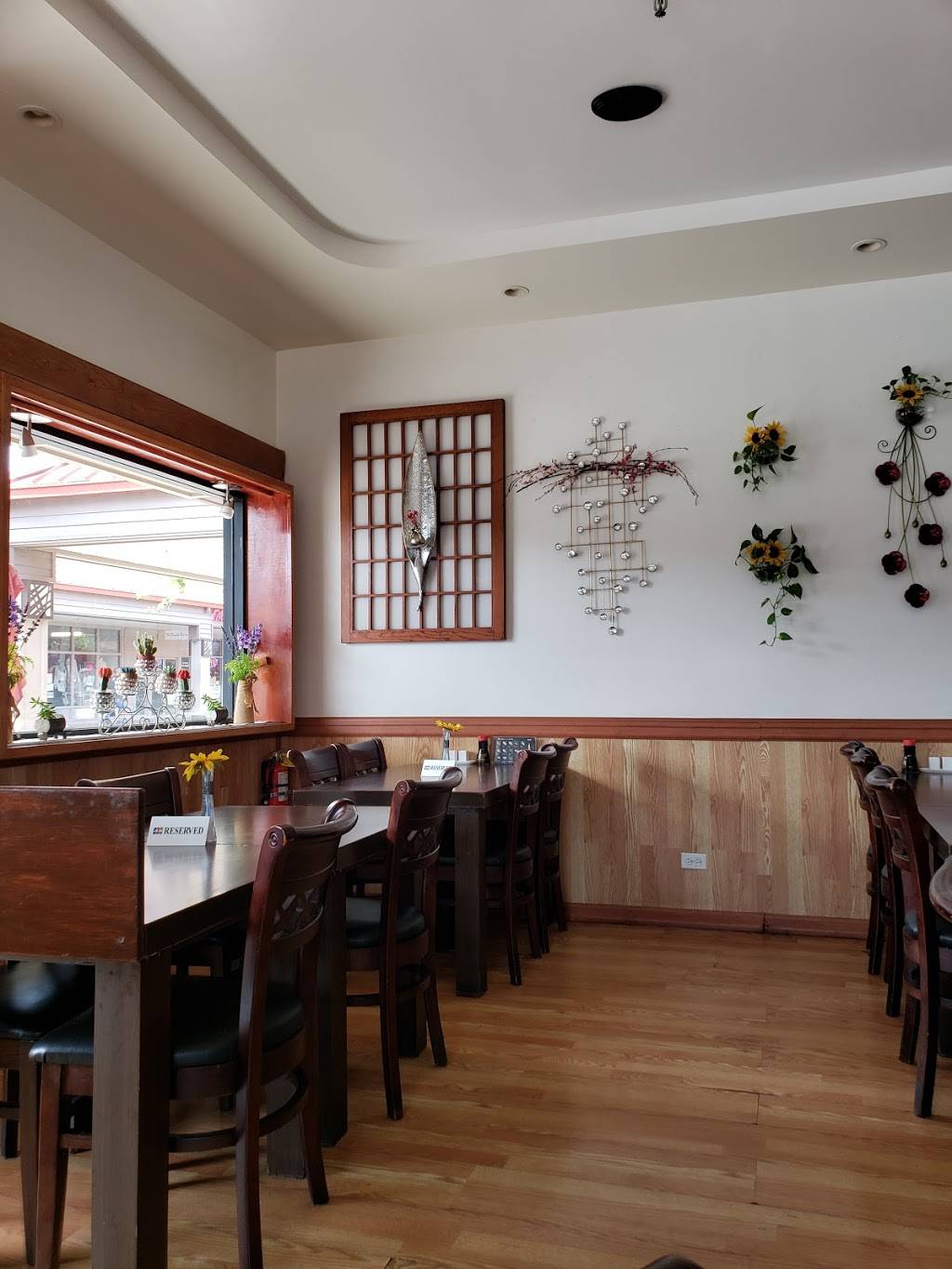 Maru-Hi Restaurant & Lounge | restaurant | 95 Meheula Pkwy, Mililani, HI 96789, USA | 8086235848 OR +1 808-623-5848