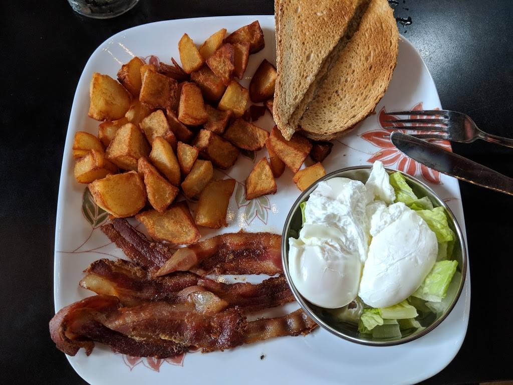 Stratengers | restaurant | 1130 Queen St E, Toronto, ON M4M 1K9, Canada | 4164668934 OR +1 416-466-8934