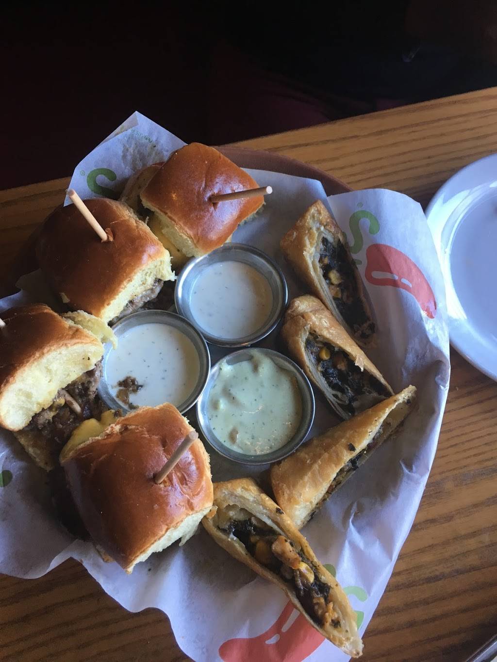 Chilis Grill & Bar | meal takeaway | 5851 Bee Ridge Rd, Sarasota, FL 34233, USA | 9413792235 OR +1 941-379-2235