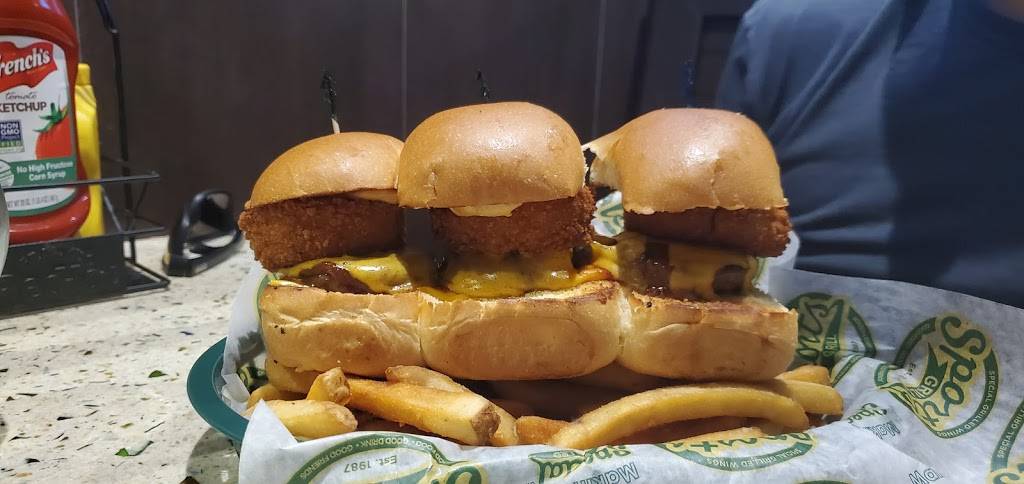 Sports Grill South Miami | restaurant | 1559 Sunset Dr, Miami, FL 33143, USA | 3056680396 OR +1 305-668-0396