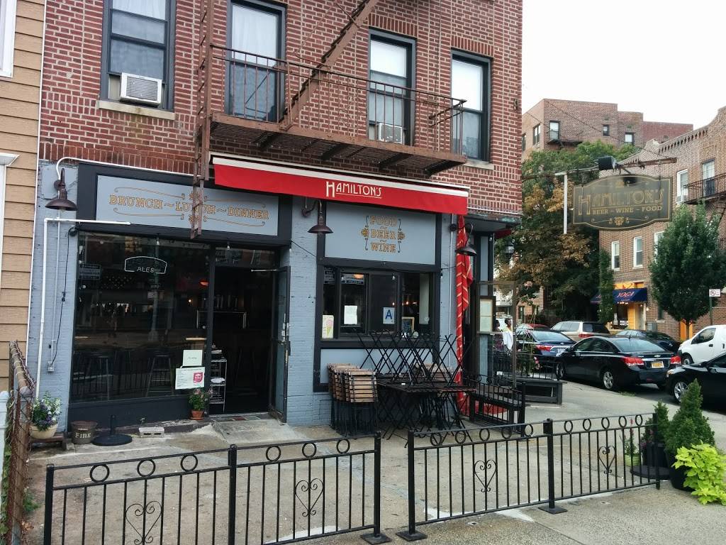 Hamiltons | restaurant | 2826 Fort Hamilton Pkwy, Brooklyn, NY 11218, USA | 7184380488 OR +1 718-438-0488