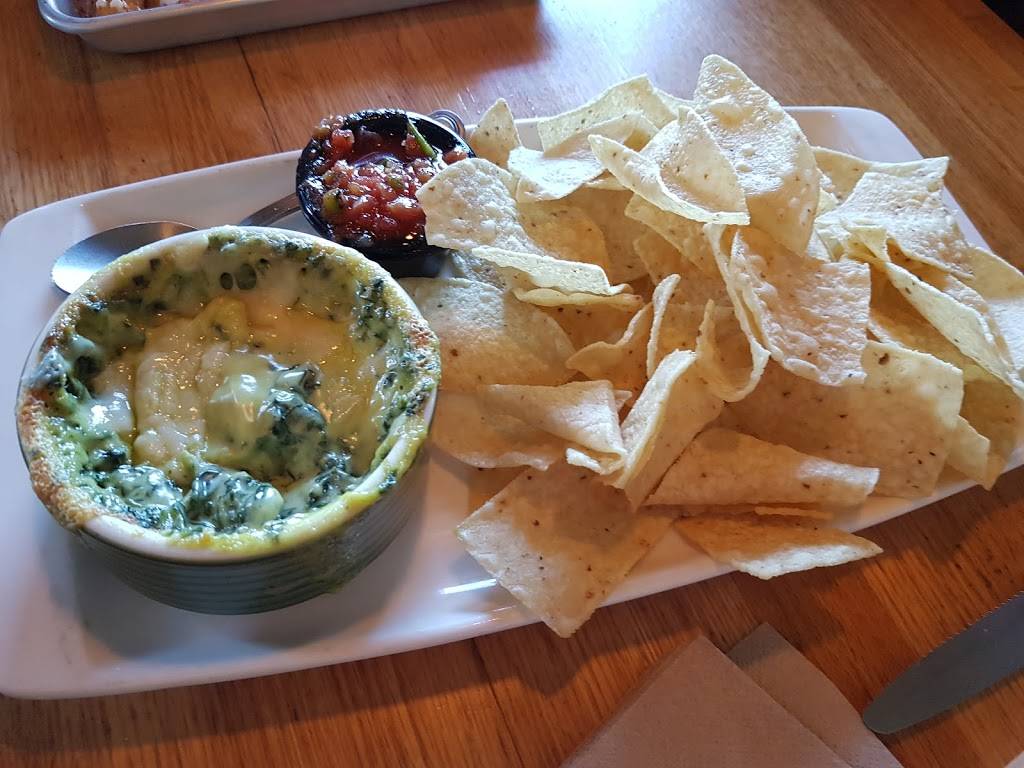 Applebees Grill + Bar | restaurant | 1785 Walden Ave, Cheektowaga, NY 14225, USA | 7168972605 OR +1 716-897-2605