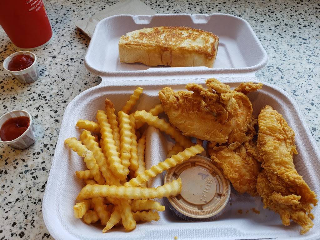 Raising Canes Chicken Fingers | meal takeaway | 11066 Magnolia Ave, Riverside, CA 92505, USA | 9516376551 OR +1 951-637-6551