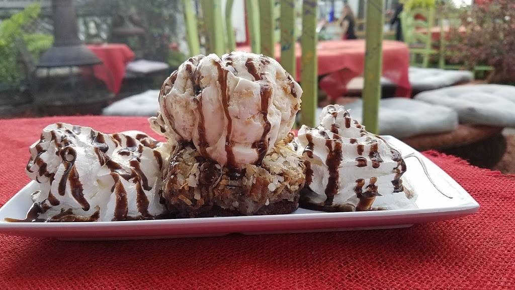 Gourmet Hut | restaurant | 17 Cuna St, St. Augustine, FL 32084, USA | 9048247477 OR +1 904-824-7477