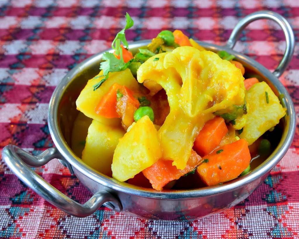 Kathmandu Bombay Clay Pit | restaurant | 3130 Balfour Rd, Brentwood, CA 94513, USA | 9252401466 OR +1 925-240-1466