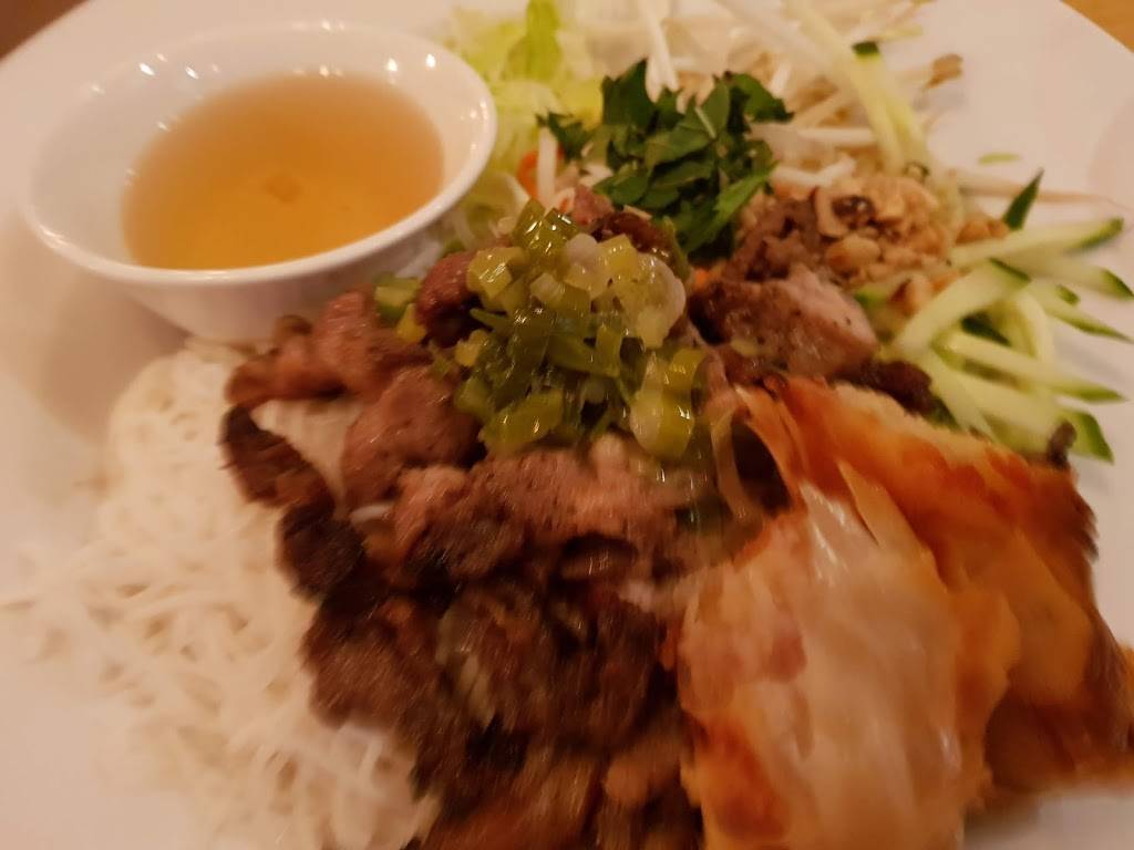 Bac Ky Vietnamese Canteen | restaurant | 567 King St W, Toronto, ON M5V 1M1, Canada | 4165997468 OR +1 416-599-7468
