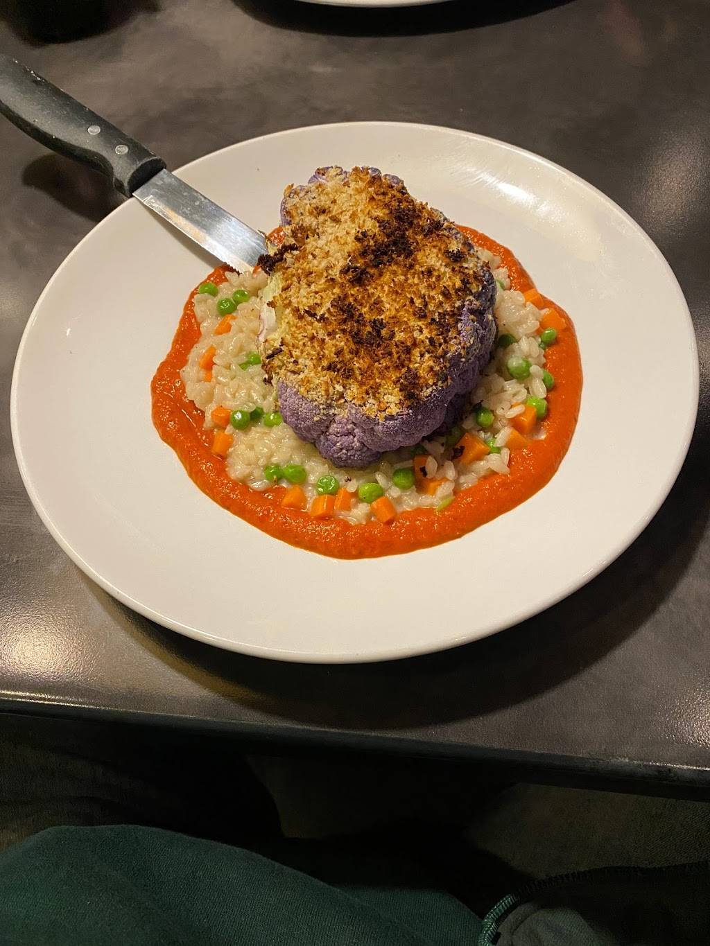 Barrel House Social | restaurant | 100 W Burlington Ave, La Grange, IL 60525, USA | 7084697529 OR +1 708-469-7529