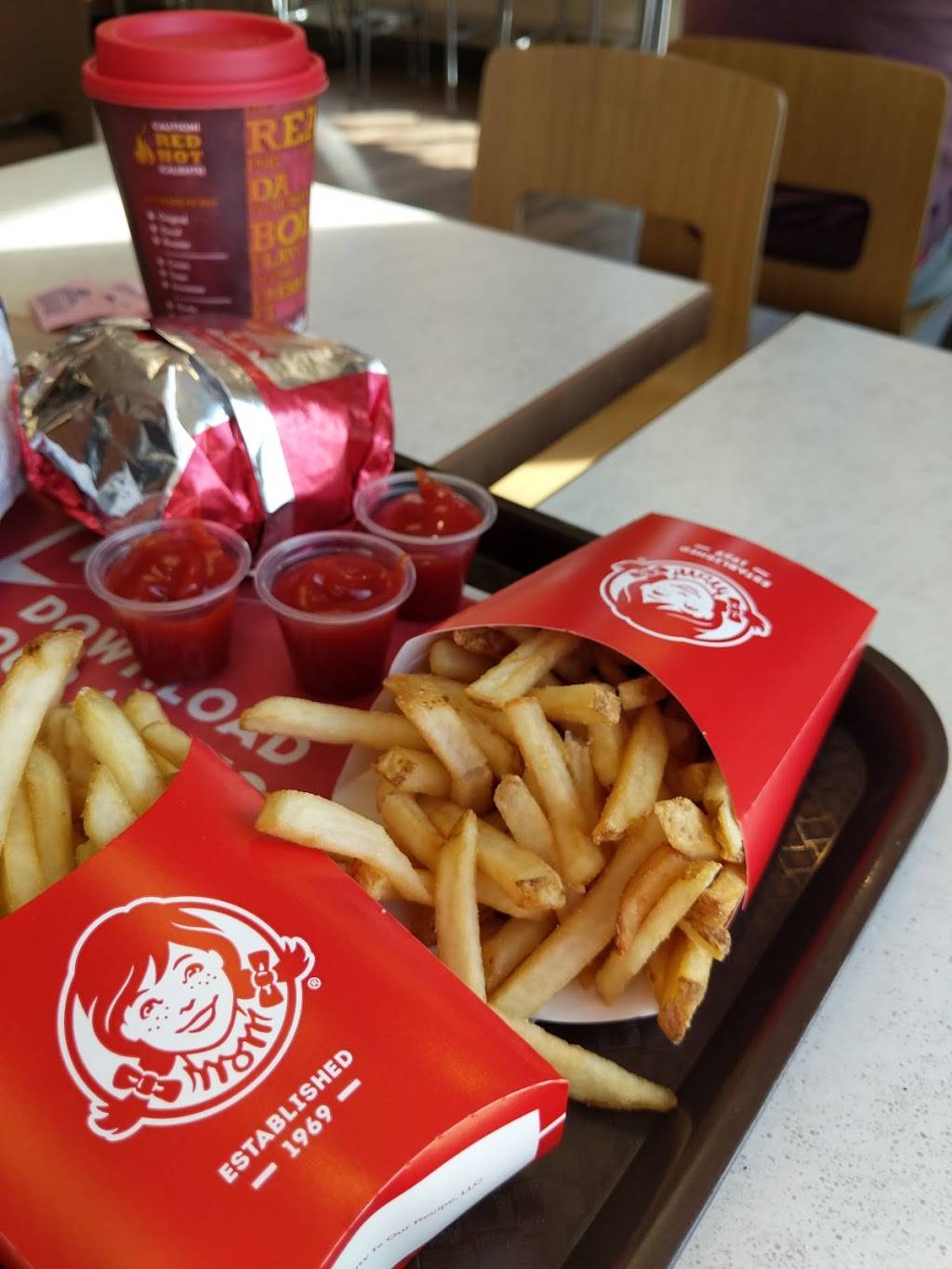 Wendys | restaurant | 1701 Bracknell Dr, Reston, VA 20194, USA | 7034377292 OR +1 703-437-7292