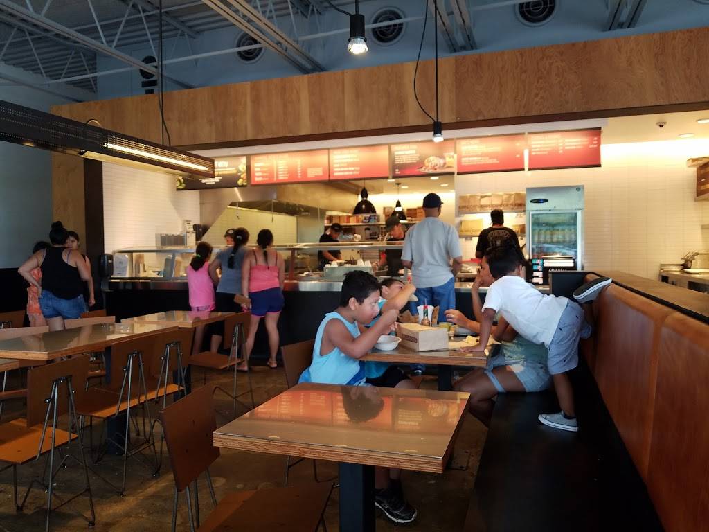 Chipotle Mexican Grill | restaurant | 2 Watkins Park Dr, Upper Marlboro, MD 20774, USA | 3012494941 OR +1 301-249-4941