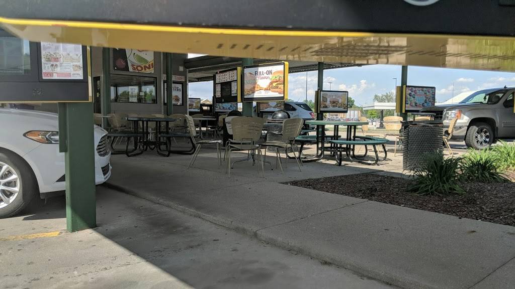 Sonic Drive-In | restaurant | 2840 W Broadway, Princeton, IN 47670, USA | 8123868002 OR +1 812-386-8002