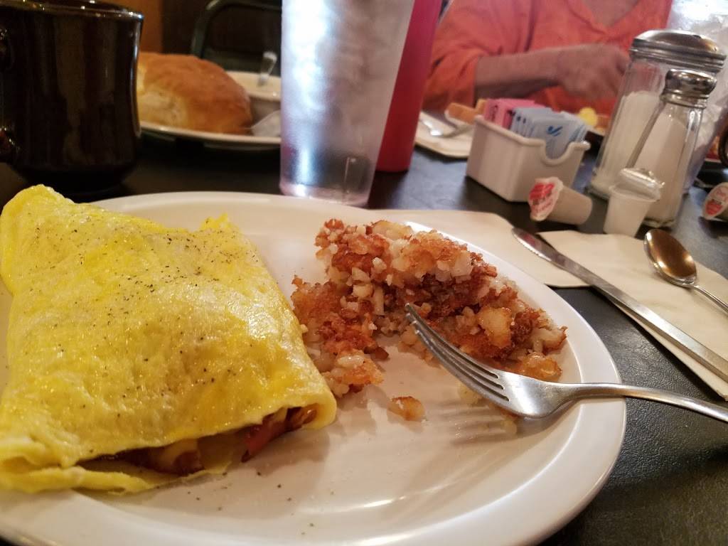 Larrys Restaurant | restaurant | 204 Central Ave E, Springfield, TN 37172, USA | 6153848469 OR +1 615-384-8469