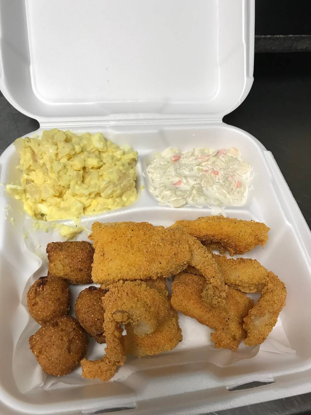 Hot Rod BBQ | restaurant | 3830 Celina Rd, Burkesville, KY 42717, USA | 2704339696 OR +1 270-433-9696