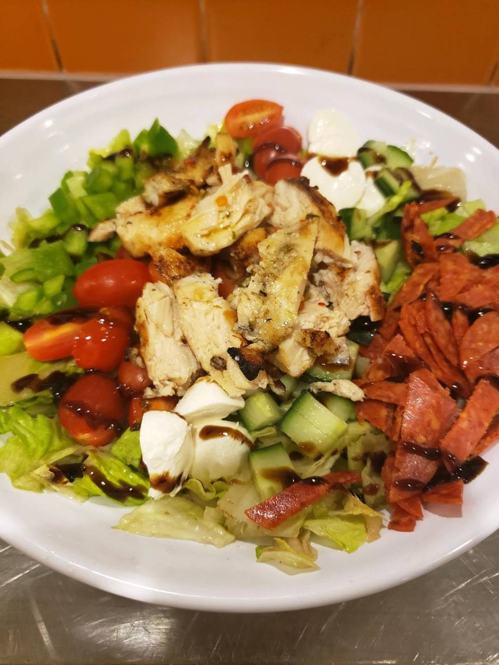 Bertuccis Italian Restaurant | restaurant | 860 Bethlehem Pike, North Wales, PA 19454, USA | 2674985538 OR +1 267-498-5538