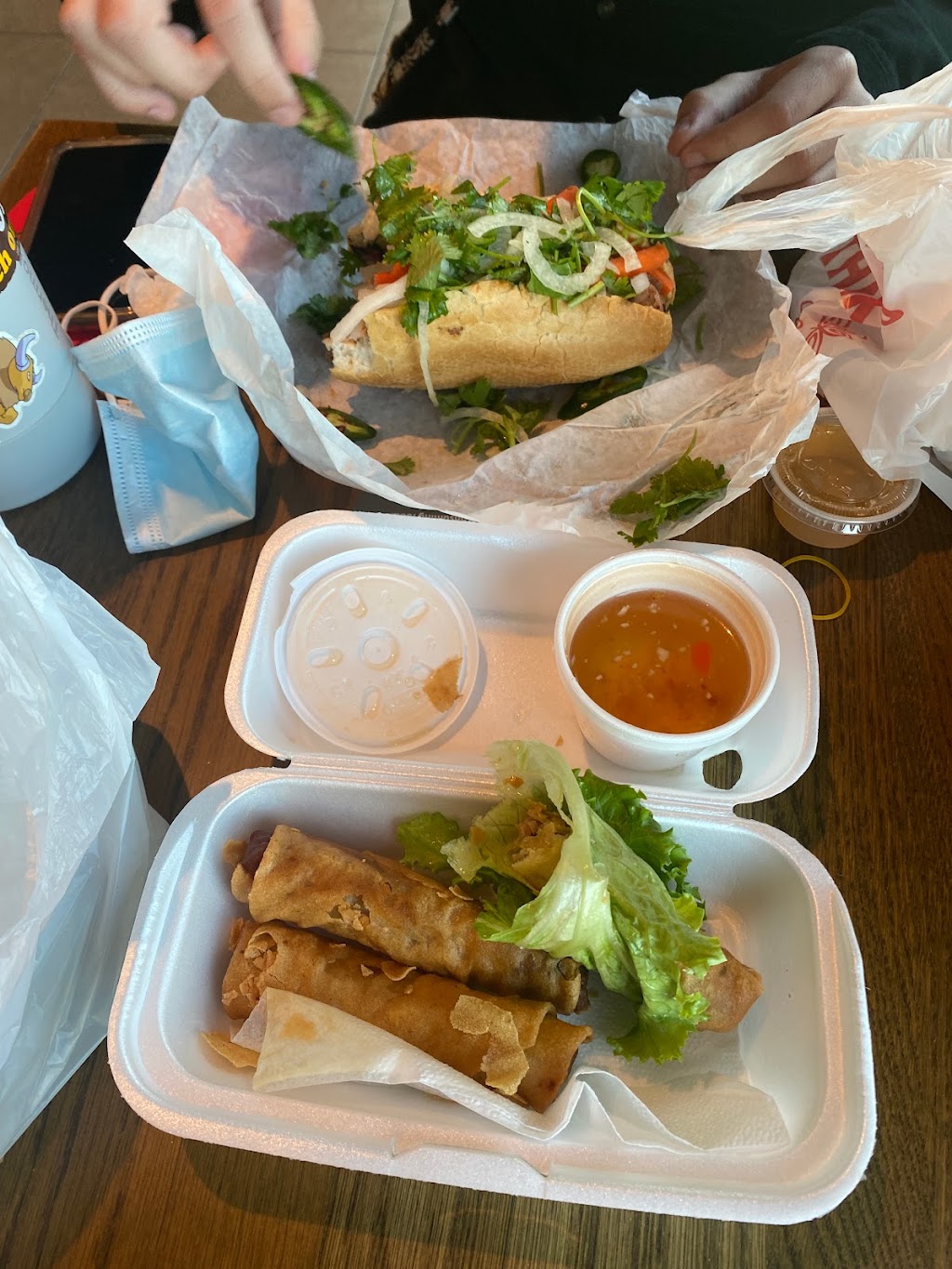 Pho & Sushi by Mais Kitchen | restaurant | 2852 Main St, San Diego, CA 92113, USA | 6197829496 OR +1 619-782-9496