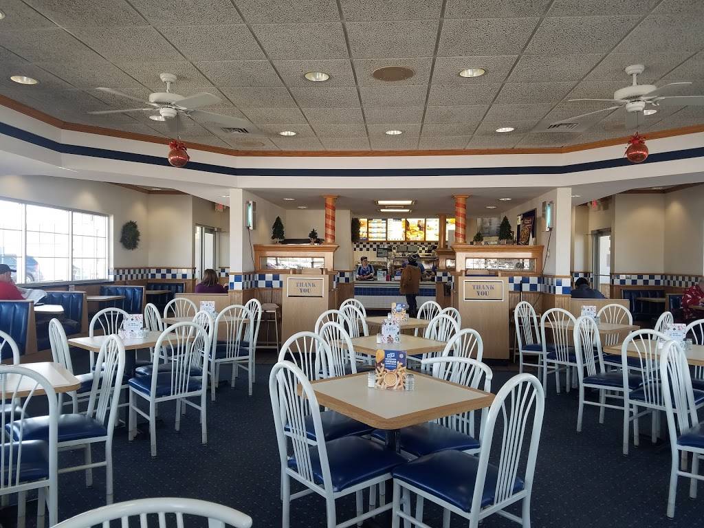 Culvers | restaurant | 252 8th St, Monroe, WI 53566, USA | 6083253700 OR +1 608-325-3700