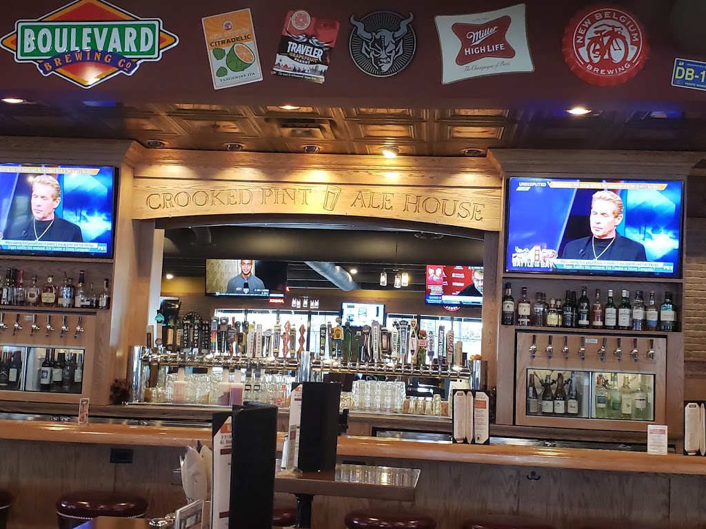 Crooked Pint Ale House | restaurant | 2020 W Russell St, Sioux Falls, SD 57104, USA | 6053312050 OR +1 605-331-2050