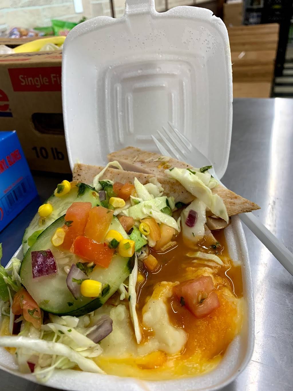 Union Blvd Deli | restaurant | 2116 Union Blvd, Bay Shore, NY 11706, USA | 6316478880 OR +1 631-647-8880