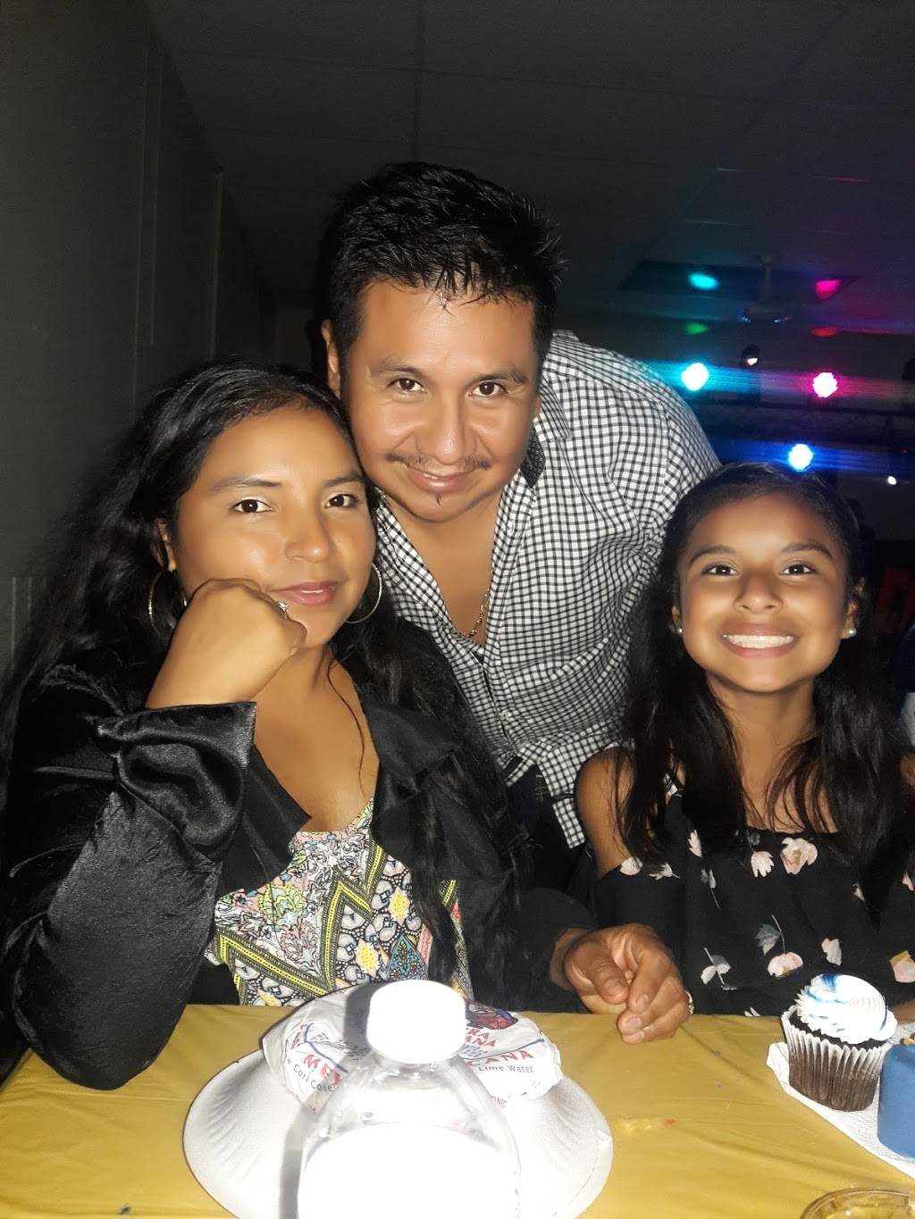 Taqueria Los Compadres | restaurant | 4753 FL-574, Plant City, FL 33567, USA | 8137587617 OR +1 813-758-7617