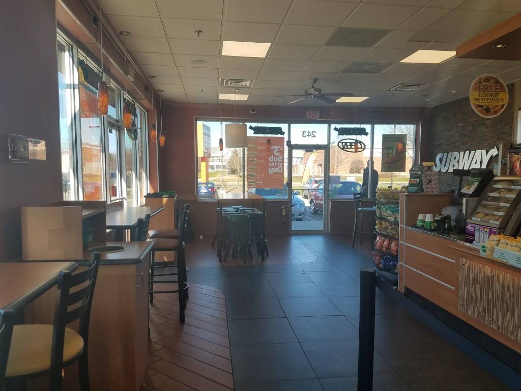 Subway Restaurants | restaurant | 243 W Northwest Hwy, Palatine, IL 60067, USA | 8474967859 OR +1 847-496-7859