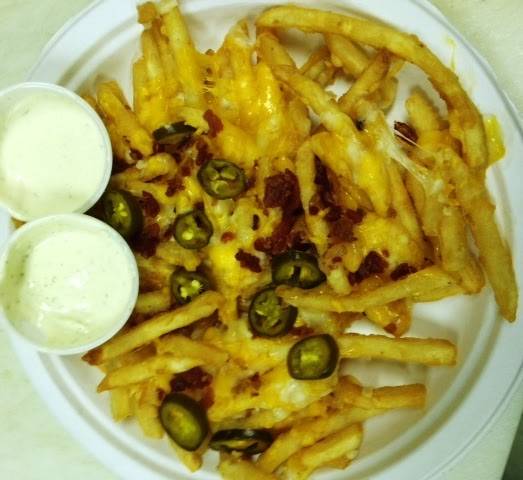 Fatbobs Roadhouse Diner | restaurant | 4924 MacCorkle Ave SW, South Charleston, WV 25309, United States | 3047681600 OR +1 304-768-1600