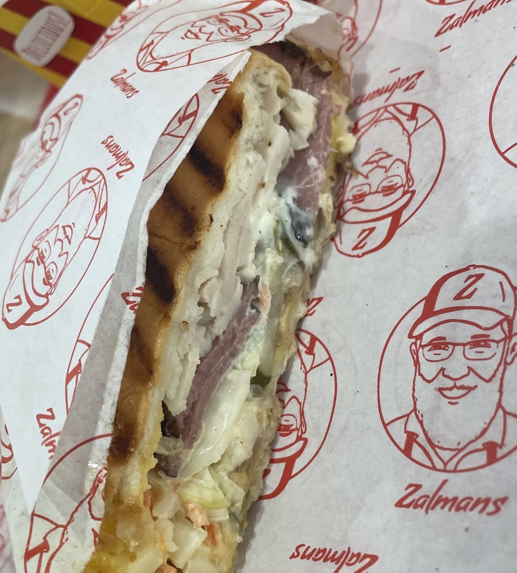 Zalmans Hot Dogs | restaurant | 2931 W Touhy Ave, Chicago, IL 60645, USA | 7736810578 OR +1 773-681-0578