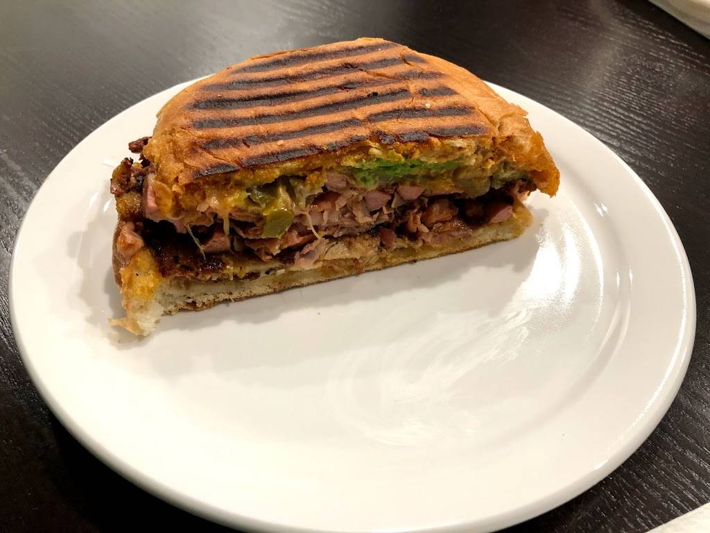 La Casita Chilanga | restaurant | 2928 Middlefield Rd, Redwood City, CA 94063, USA | 6505680351 OR +1 650-568-0351